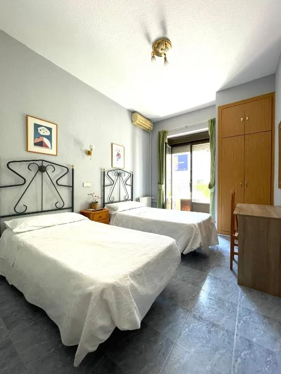 Twin Room with Private Bathroom