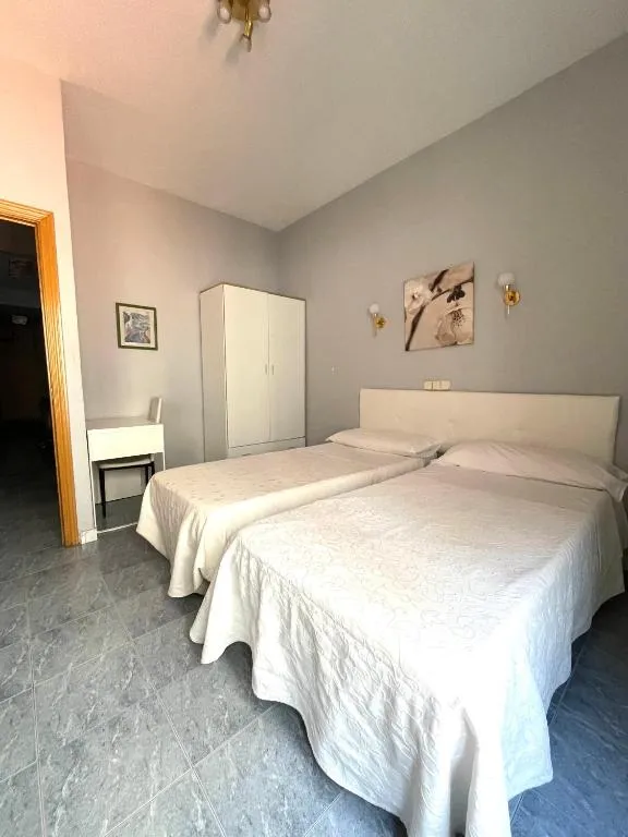 Twin Room with Shared Bathroom